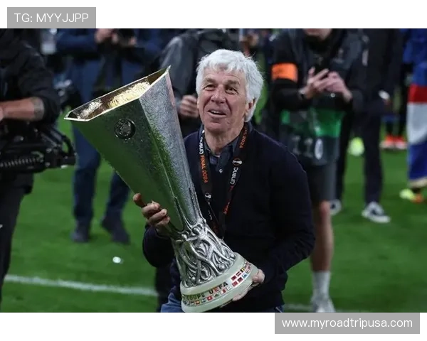 托蒂澄清未与加斯佩里尼同桌吃饭